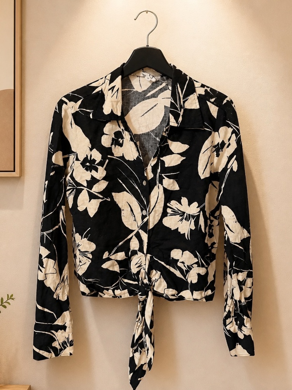 Panama Jack Black & Cream Floral Tie-Front Blazer